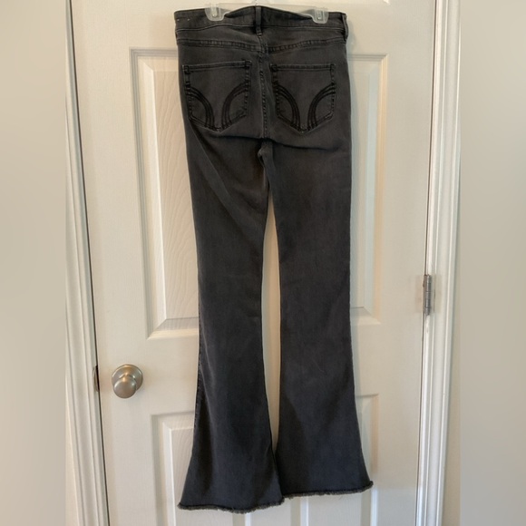 Hollister California Black Bell Bottom 3R (W26 L 33) Distressed Jeans - Picture 2 of 10
